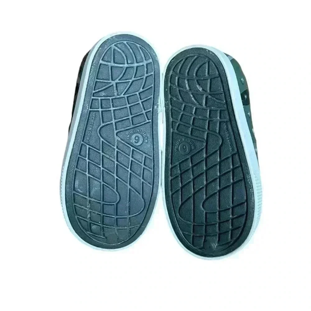 Old Navy Camouflage Toddler Size 6 Water Shoes Unisex Camo Rubber Slip On